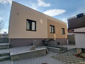Pronájem rodinného domu, Znojmo, 82 m2
