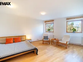 Pronájem bytu 1+1, Praha - Radlice, Pechlátova, 43 m2