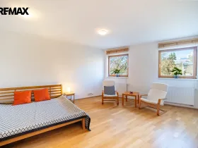 Pronájem bytu 1+1, Praha - Radlice, Pechlátova, 43 m2