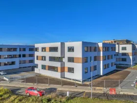 Prodej garážového stání, Hradec Králové - Třebeš, Pod Svahem, 15 m2