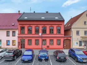 Prodej rodinného domu, Mimoň, nám. 1. máje, 256 m2