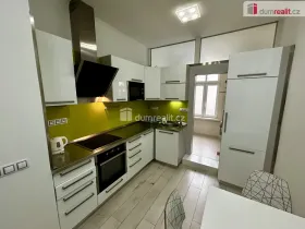 Pronájem bytu 1+1, Karlovy Vary, Jízdárenská, 38 m2