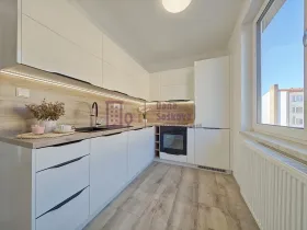 Prodej bytu 3+1, Jindřichův Hradec - Jindřichův Hradec IV, Jakubská, 68 m2