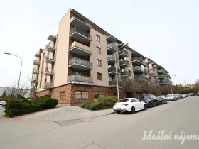 Pronájem bytu 1+kk, Brno, U Leskavy, 38 m2