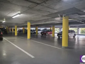 Prodej garážového stání, Praha, Na Harfě, 13 m2