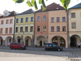 Pronájem bytu 1+kk, Hradec Králové, Malé náměstí, 42 m2