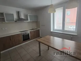 Pronájem bytu 2+1, Opava - Město, Hrnčířská, 62 m2