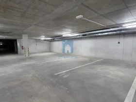 Pronájem garážového stání, Plzeň, Rejskova, 15 m2