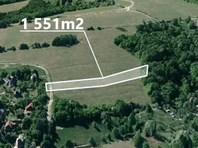 Prodej pole, Březůvky, 1900 m2