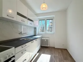 Pronájem bytu 3+1, Cheb, Palackého, 57 m2