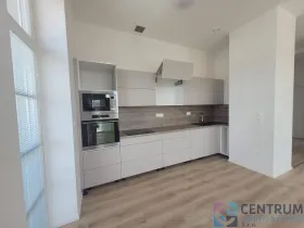 Pronájem bytu 2+kk, Liberec - Liberec V-Kristiánov, 8. března, 60 m2