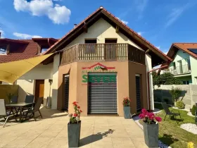 Prodej rodinného domu, Praha - Újezd nad Lesy, Novosibřinská, 220 m2