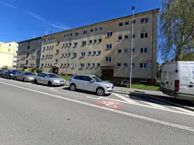 Pronájem bytu 2+1, Praha - Hloubětín, Chvalská, 57 m2
