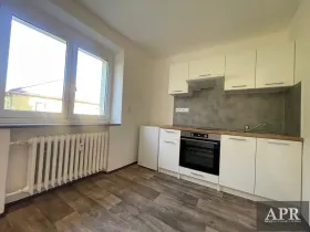 Pronájem bytu 1+1, Uherský Brod, Na Dlouhých, 29 m2
