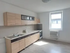 Pronájem bytu 2+1, Jihlava, Pávovská, 60 m2