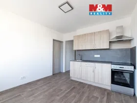 Pronájem bytu 1+1, Sokolov, Nádražní, 39 m2