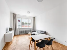 Pronájem bytu 2+kk, Praha - Karlín, Sokolovská, 69 m2