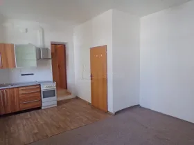 Pronájem bytu 1+kk, Nový Bor, B. Egermanna, 571 m2