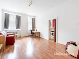 Pronájem bytu 1+kk, Praha - Nusle, 5. května, 36 m2