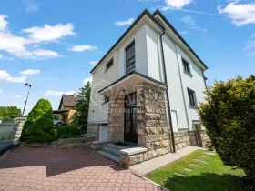 Prodej rodinného domu, Lázně Bělohrad, Tyršova, 247 m2