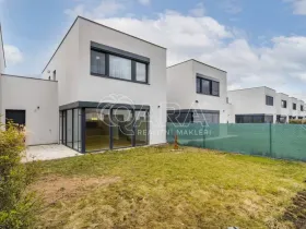 Prodej rodinného domu, Praha - Čakovice, Kurta Hubera, 136 m2