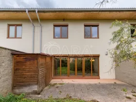Prodej rodinného domu, Zbuzany, Lomená, 162 m2