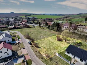 Prodej pozemku pro bydlení, Hradčany, 1301 m2