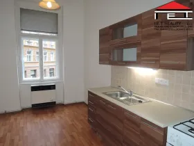 Pronájem bytu 1+1, Praha - Žižkov, Bořivojova, 38 m2