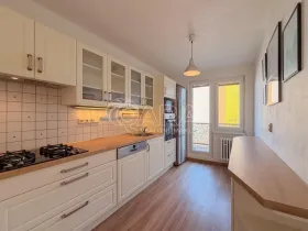 Pronájem bytu 3+1, České Budějovice - České Budějovice 5, E. Beneše, 76 m2