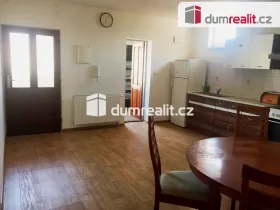 Pronájem bytu 3+kk, Praha - Kobylisy, Zenklova, 55 m2