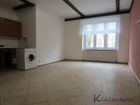 Pronájem bytu 1+kk, Zlín, Štefánikova, 30 m2