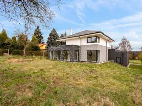 Prodej rodinného domu, Kamenice - Nová Hospoda, Na Pokraji, 259 m2