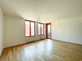 Pronájem bytu 2+kk, Praha - Smíchov, Albrightové, 52 m2
