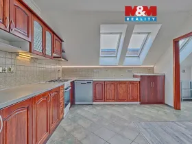 Pronájem bytu 2+kk, Čáslav - Čáslav-Staré Město, nám. Jana Žižky z Trocnova, 65 m2