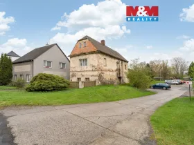 Prodej rodinného domu, Hostomice, Školní náměstí, 150 m2