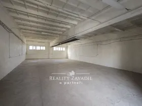 Pronájem skladu, Benešov, Čechova, 215 m2