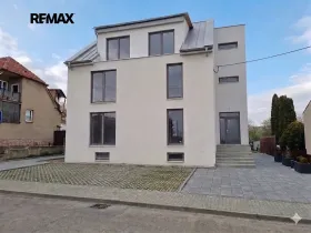 Prodej bytu 3+kk, Moravany, Květná, 99 m2