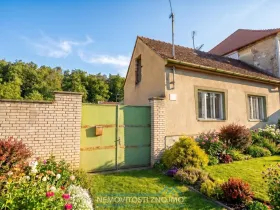 Prodej rodinného domu, Hluboké Mašůvky, 77 m2