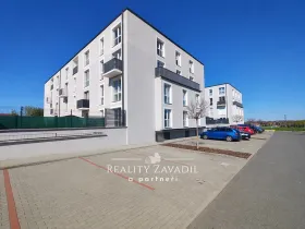 Pronájem bytu 3+kk, Jesenice, Cedrová, 80 m2