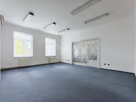 Pronájem kanceláře, Praha - Vršovice, Na louži, 51 m2