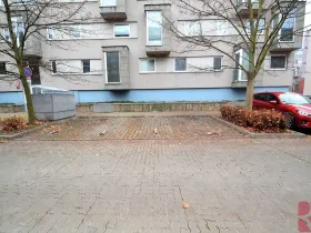 Pronájem garážového stání, Praha - Letňany, Chotěšovská, 14 m2