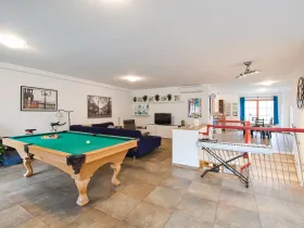 Pronájem rodinného domu, Praha - Střešovice, Nad hradním vodojemem, 350 m2