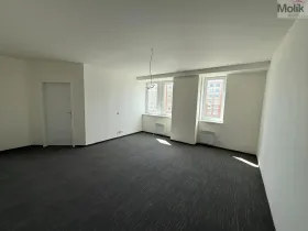 Pronájem bytu 2+kk, Chomutov, Žižkovo náměstí, 50 m2