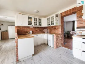 Prodej rodinného domu, Křičeň, 206 m2