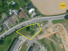 Prodej komerčního pozemku, Stavenice, 1100 m2