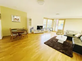 Pronájem bytu 3+kk, Praha, Jeseniova, 100 m2