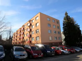Pronájem bytu 2+1, Zlín, Hluboká, 58 m2