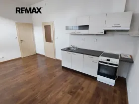 Pronájem bytu 2+kk, Rousínov, 45 m2