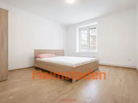 Pronájem bytu 1+1, Ostrava - Poruba, náměstí Vítězslava Nováka, 36 m2