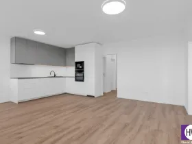 Prodej bytu 4+kk, Praha, Luhovská, 81 m2